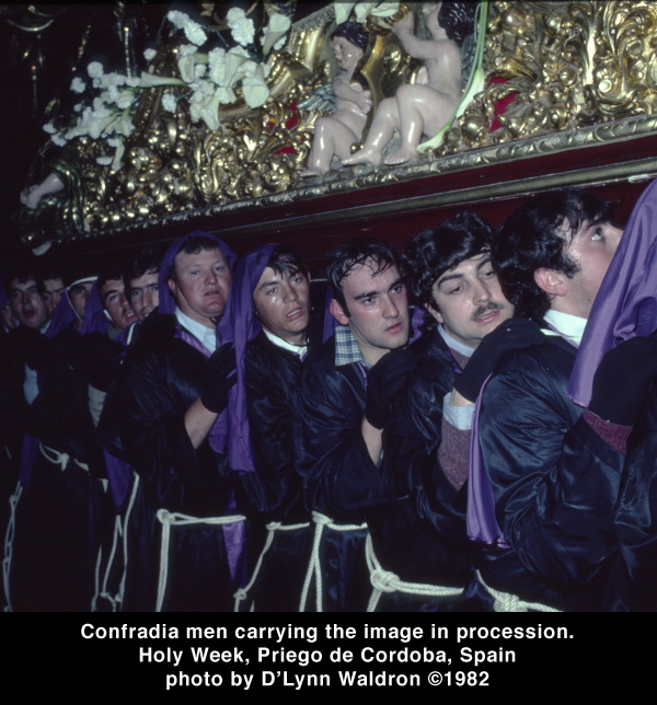 procession4.jpg