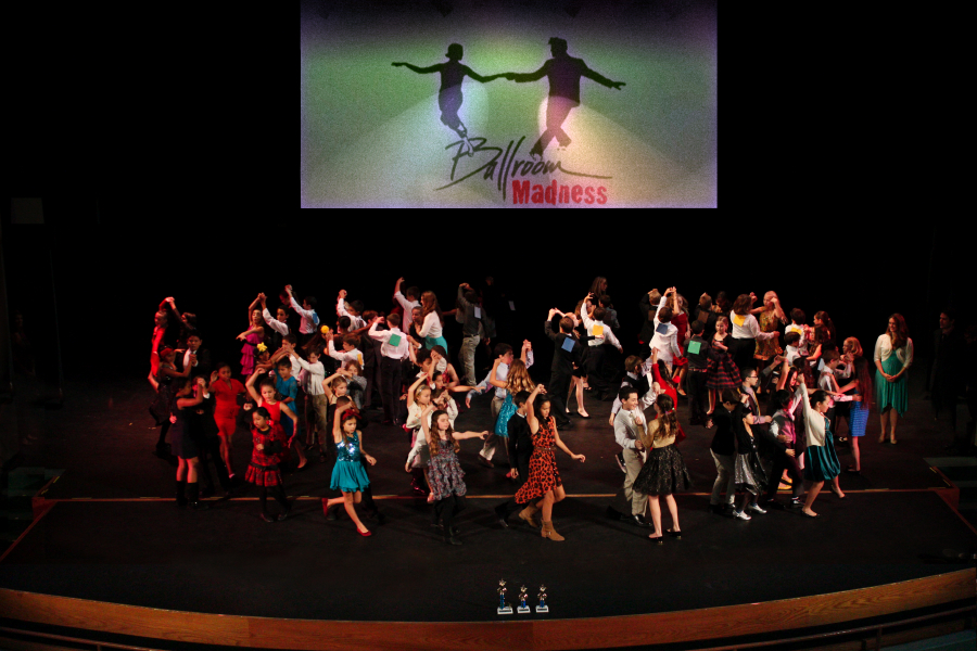 bm12alldancers.jpg