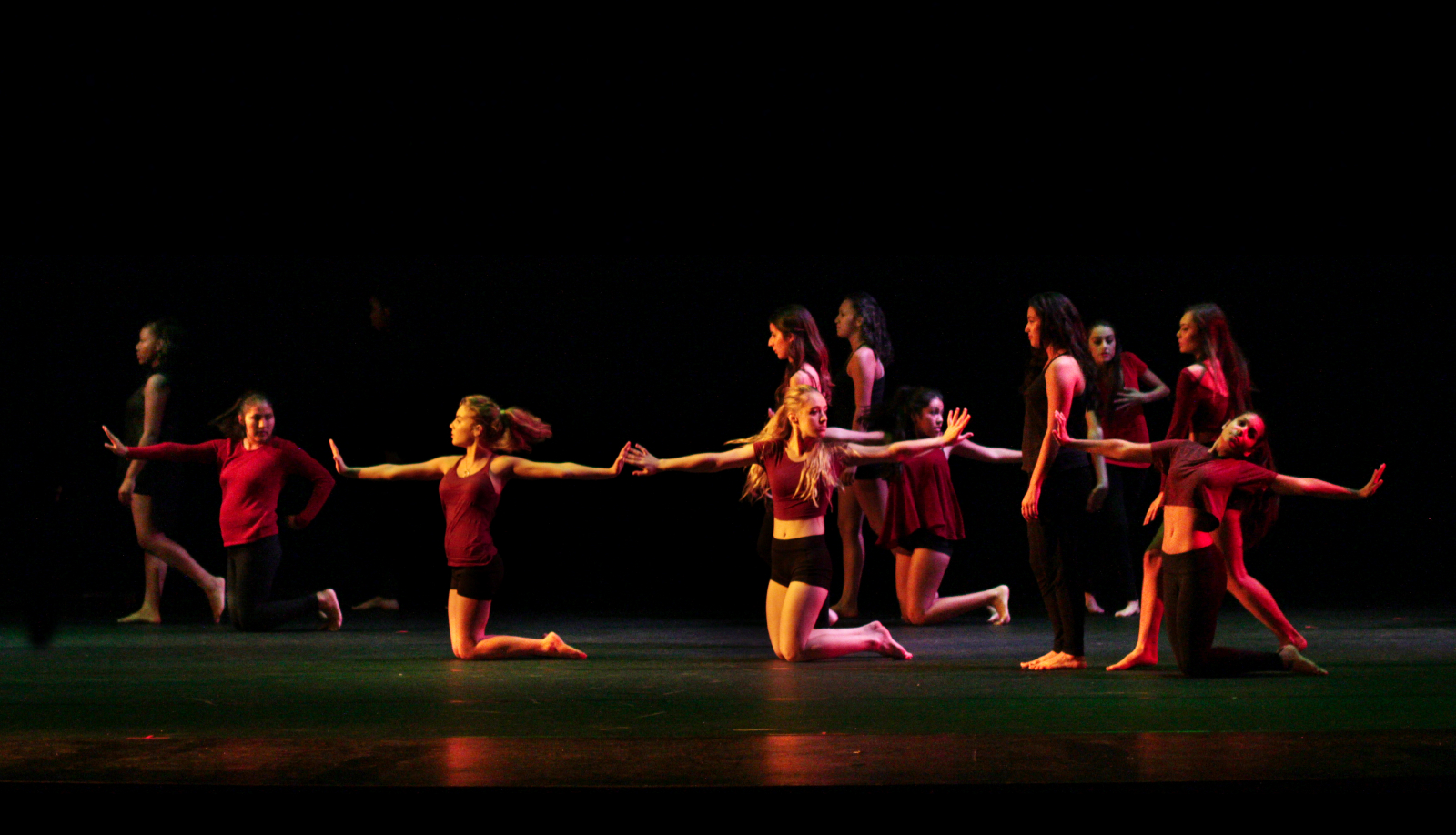 dancedec2014_9141.jpg