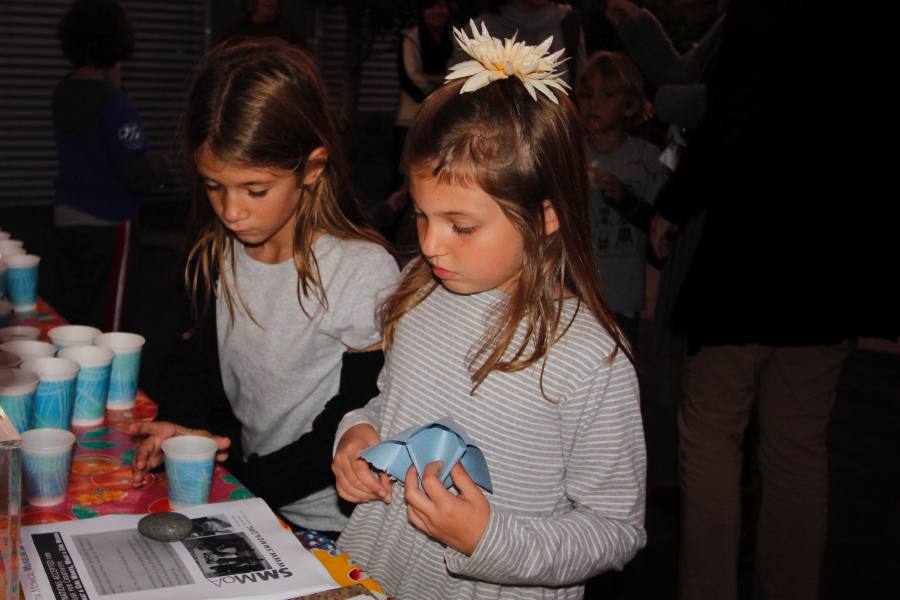 childrenoutside_2050.jpg