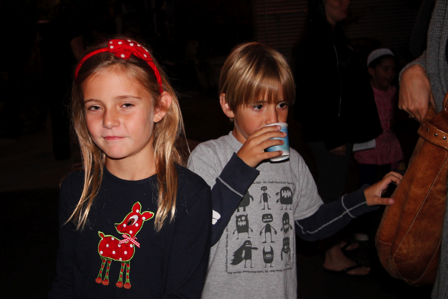 childrenoutside_2059.jpg