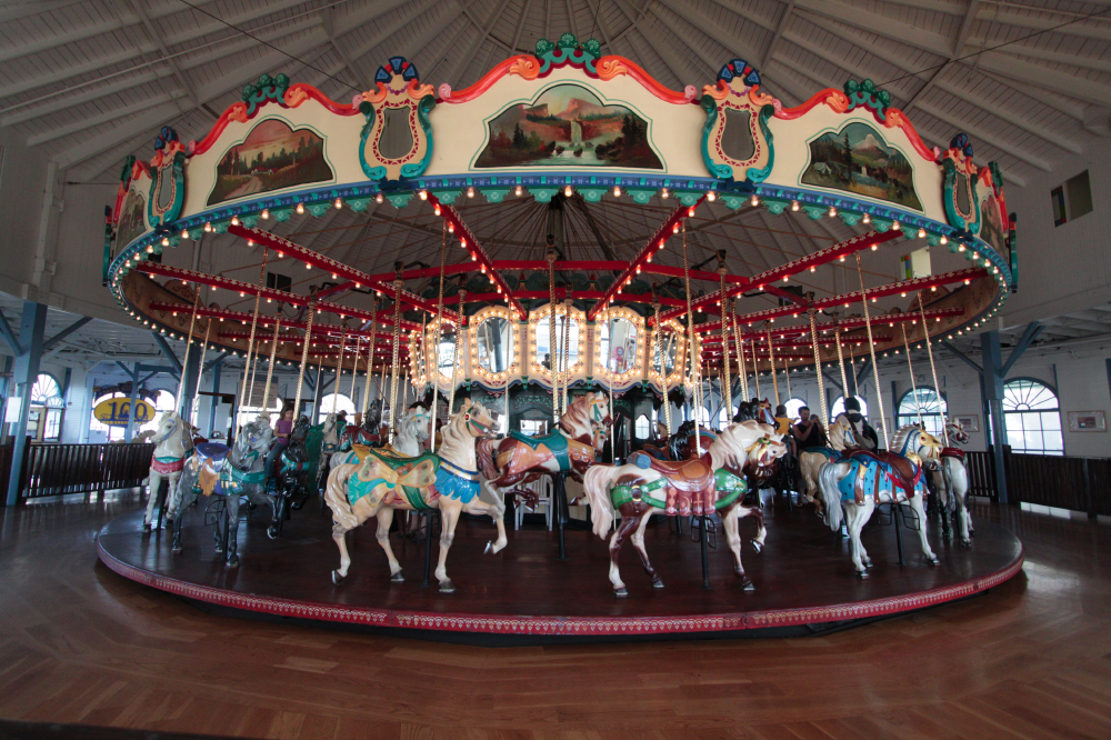 carouselbest_1493.jpg