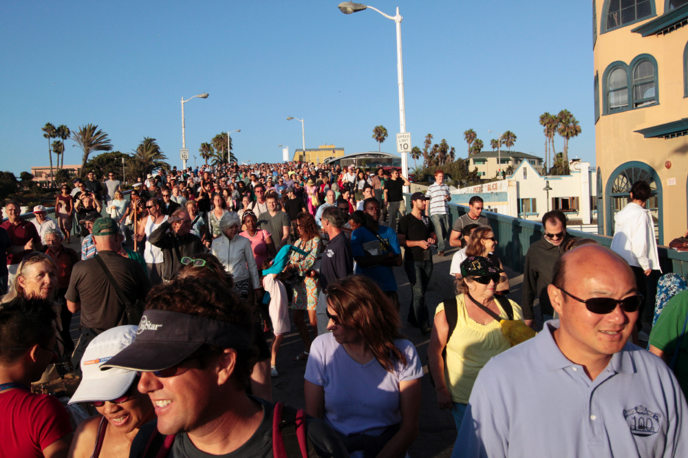 comingdowntopier_2276.jpg